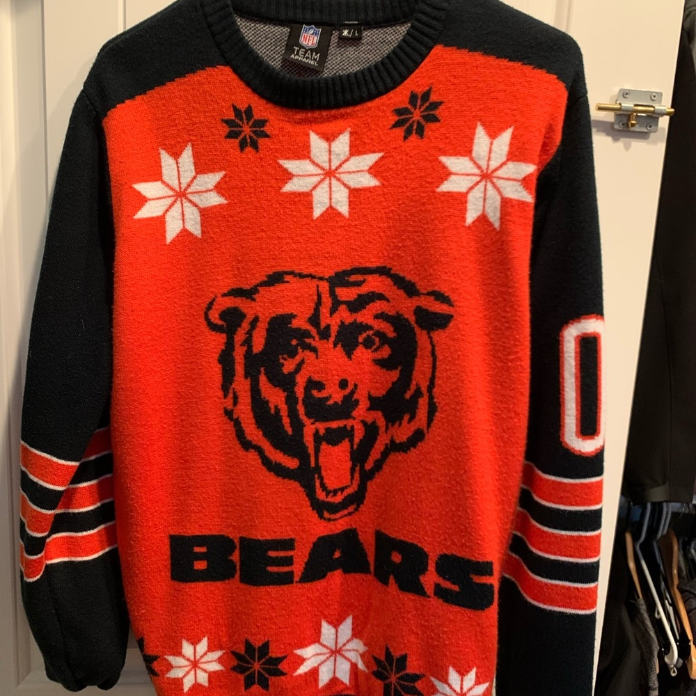 NFL bears sweater L
